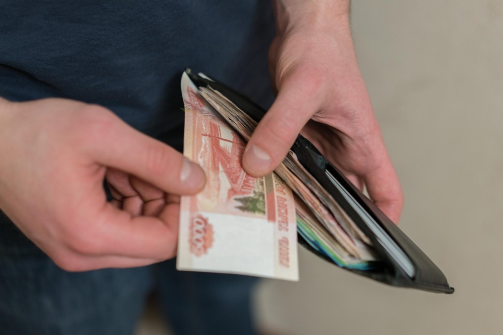 В Свердловской области бывшего замглавы Режевского городского округа подозревают в получении крупной взятки В Свердловской области бывшего замглавы Режевского городского округа подозревают в получении крупной взятки