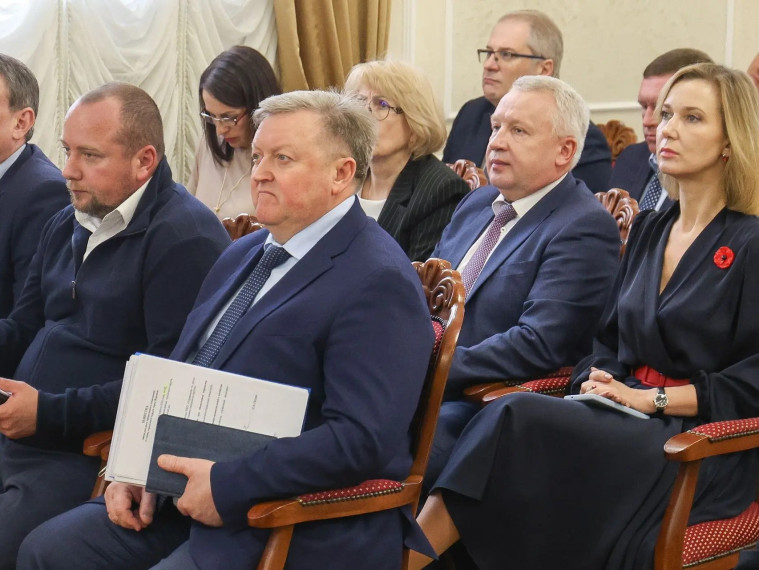 Сезонный транспорт и развитие ЖКХ: в Воронеже подвели итоги работы коммунальных служб и запустили садоводческие маршруты