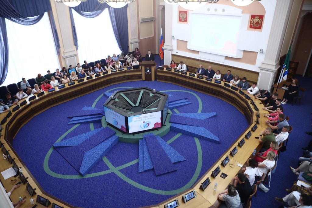 В Новосибирске теперь тоже работает «Содружество выпускников детских домов»