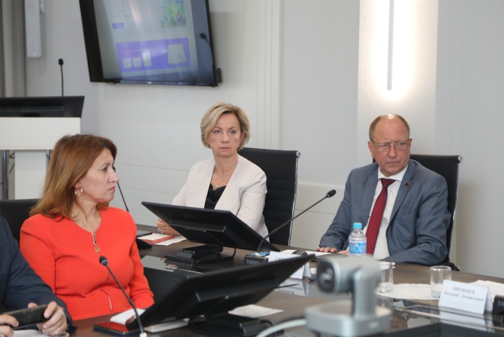 В Воронеже в районных комбинатах благоустройства создадут профсоюзы