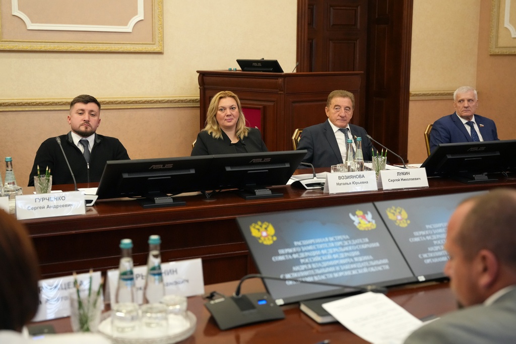 Воронеж на передовой развития: Яцкин и Матузов обсудили федеральные проекты и уникальные региональные инициативы