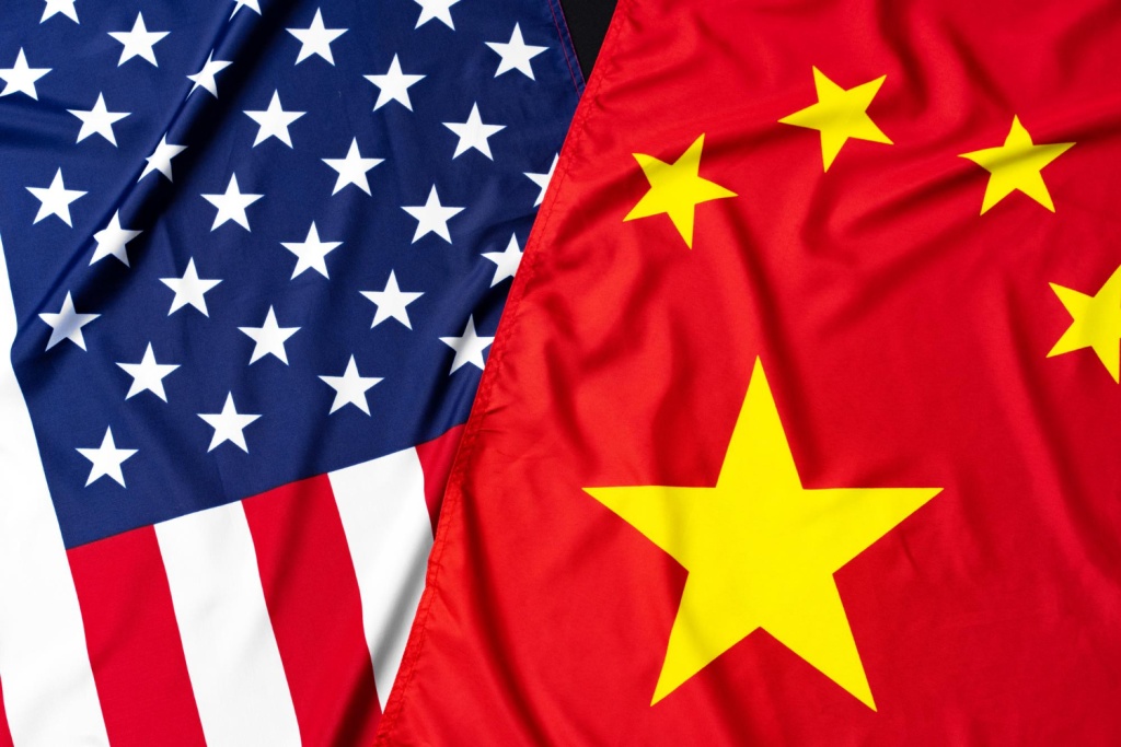 США ослабили экспортные ограничения для Китая, разрешив поставки программного обеспечения для микросхем и этана