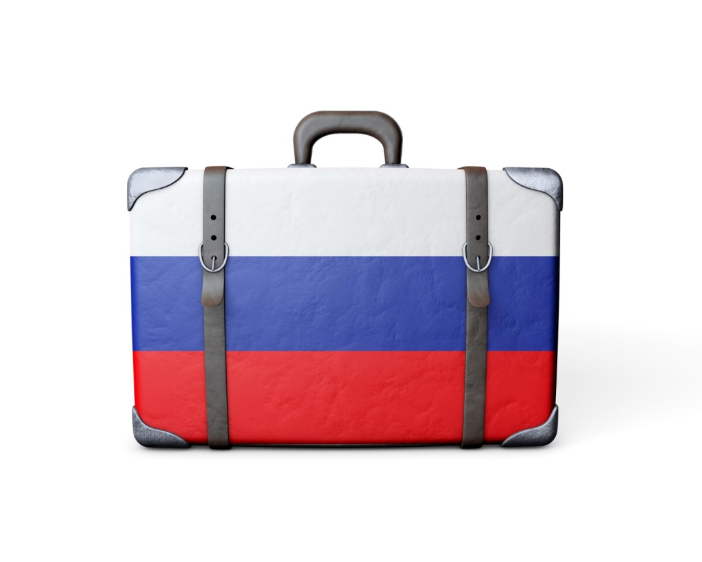 Треть иностранных компаний остаются в России