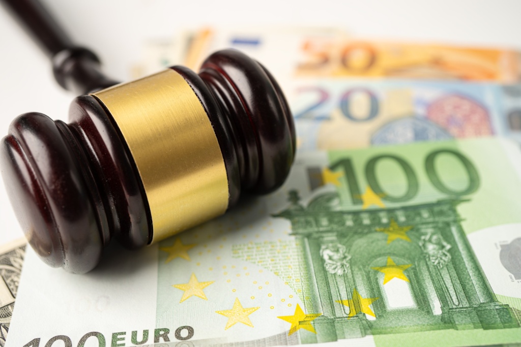 Замороженные активы — замороженный спор: Euroclear не примет решение суда по иску ЦБ